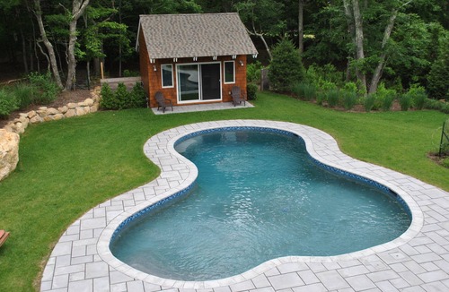 Springs House | Exquisite New Hampton Home in a Perfect Location