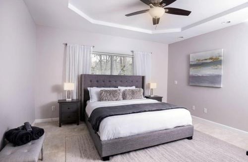 Charlotte House | Fantastic Cottage with Fire Pit and Barbecue in Charlotte, North Carolina