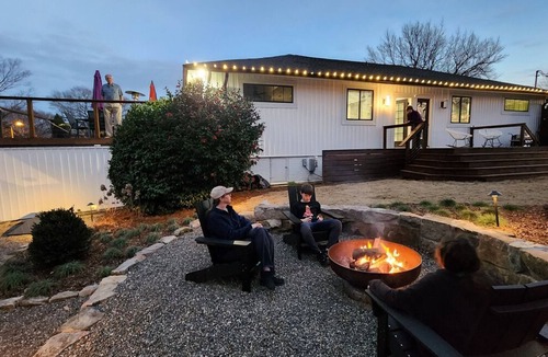 Cramerton House | fire pit+corn hole+bikes+gym+golf pass | Art inspired retreat