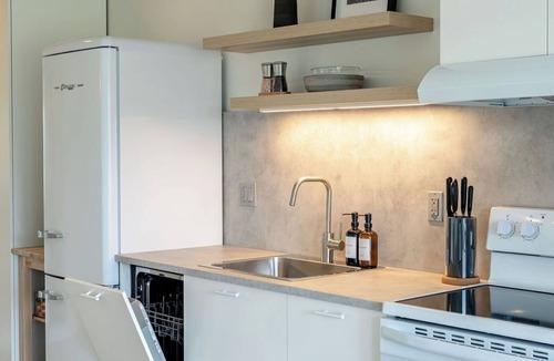 Fort Langley Apartment | Fort Langley Suite | Bright Modern with Field Views