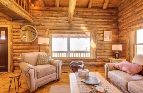 Walpole House | Furnished Deck + Views: Walpole Cabin Retreat