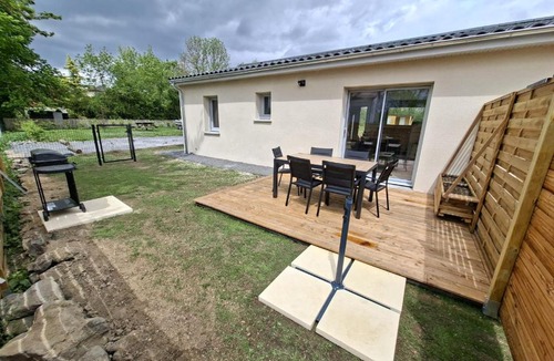 Mazaye House | Gîte Le tailleur classé 4 étoiles proche de Vulcania