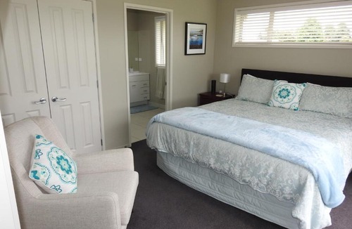Cambridge Bed & Breakfast | Grasslands Bed & Breakfast