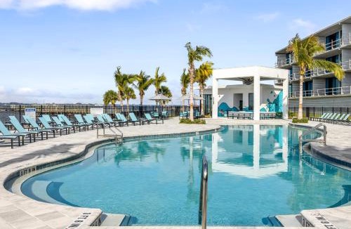 Melbourne Beach House | Harbor Island Beach Club, Homes by Villatel