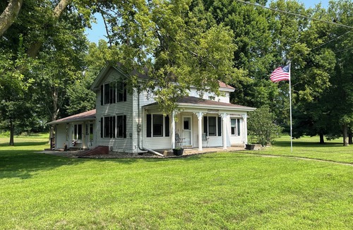 Cordova House | Historic Farm House called Oak Cliff w/spectacular view of Mississippi River