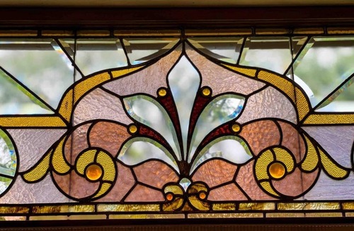 Savanna Apartment | Historic Gem/Steps to Main St. & Mississippi River/3-Season Room