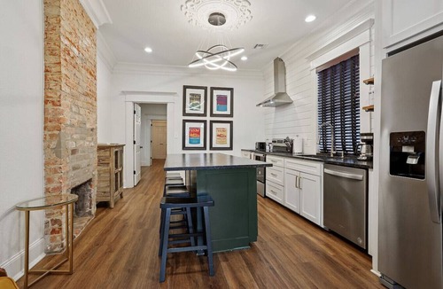 Tulane - Gravier House | Historic Shotgun, Near Streetcar and Superdome