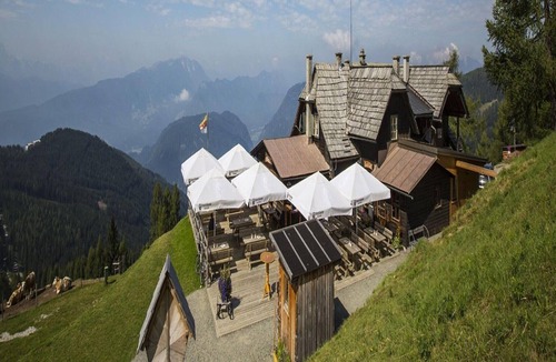 Bodensdorf House | Holiday Home Bodensdorf near Gerlitzen Ski Area