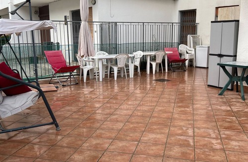 Santa Caterina House | Holiday Home 'Casetta Miky a Due Passi dal Mare' with Private Terrace, Wi-Fi & Air Conditioning