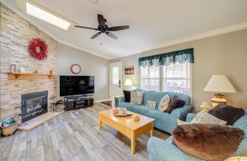 Charter Hills House | Home w/Game Room, Fenced Yard, 8-Person Jacuzzi