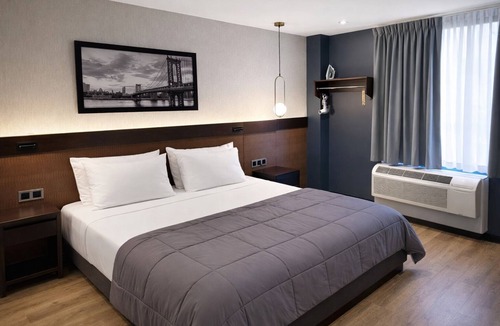 Crown Heights Hotel | Hotel Mirage Brooklyn