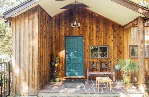 Ossining House | Hudson Valley Pool Retreat · 50min to NYC · 3 Acre