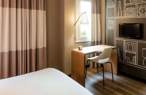 Bourg-en-Bresse Hotel | ibis Bourg En Bresse