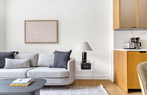 Sutton Place Apartment | Ideal Midtown East 2BR w/Elevator, Doorman & Gym, near UN, by Blueground