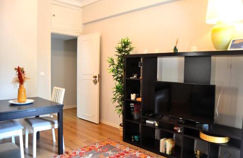Sao Domingos de Benfica Apartment | JAM Retreat