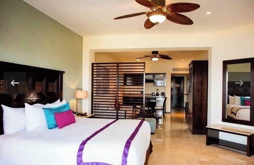 Downtown Cabo San Lucas Resort | Junior Suite Resort Cabo San Lucas - TONS of amenities! Kitchenette/Washer/Dryer
