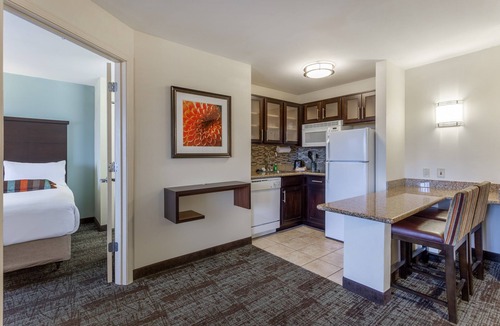 Davenport Condo | King Suite | Perfect for Business Travelers
