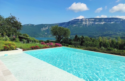 Saint-Alban-de-Montbel House | Lac Aiguebelette Soukavati 2 Pers vue Calme Breathtaking View Aiguebelette