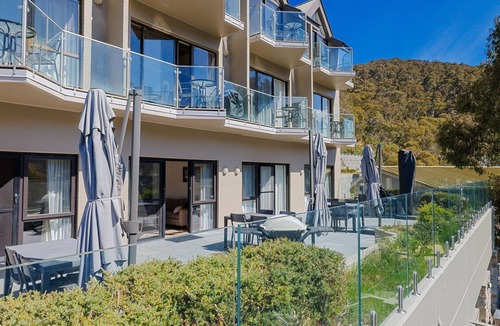 Thredbo Apartment | Lantern 15 Terrace with mountain views
