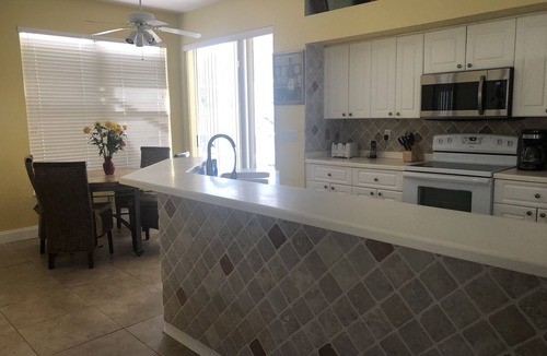 Central Naples House | Large 3 Brd Briarwood Lake-View Pool Villa NEWLY renovated Bathroom