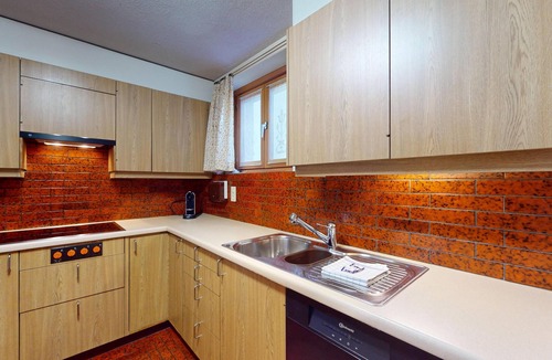 Samedan Apartment | Large 4½-room appartment (122m²) on the ground floor in a quiet location, direct