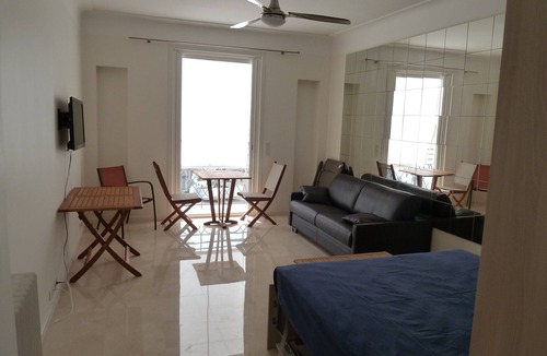 Cannes City Centre Apartment | Large Studio 31m2 Cannes Croisette