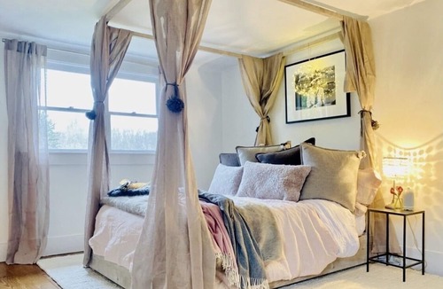 North Stamford House | Lily Pond Farmhouse Charming 1820s home overlooking private pond on CT/NY border