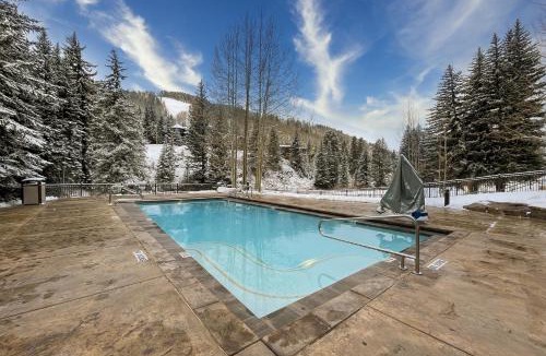Vail Ski Chalet | Lion Square Lodge East 313