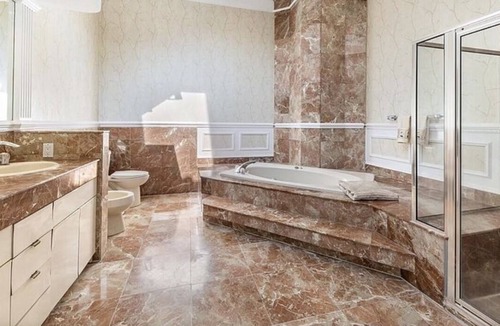 Malverne House | Long Island, Near to beaches, and Manhattan! Enjoy our Billiards Room!!