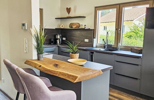 Tratten House | Lovely apartment in villa for 6 guests with WIFI, TV, terrace and pets allowed