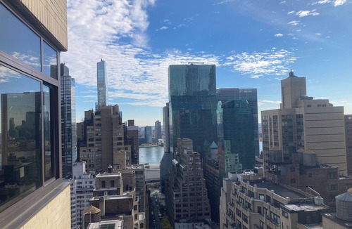 Midtown East Apartment | Luxe 1bd condo at Midtown 45, king bed, full ktc amazing city views from lounge