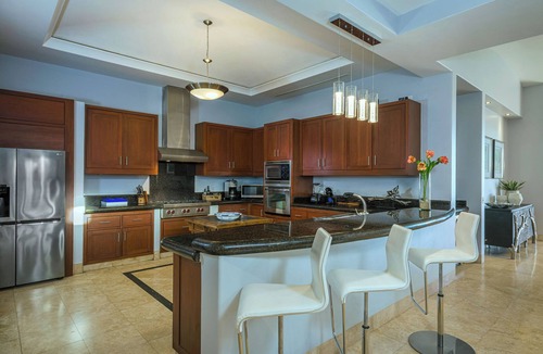 Cabo San Lucas Villa | Luxury 5-Bedroom Villa with Golf Cart in Punta Ballena, Los Cabos