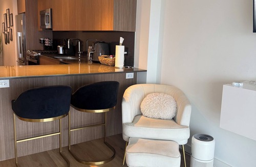 New Rochelle Apartment | Luxury 1-bedroom apartment in New Rochelle with stunning water views.