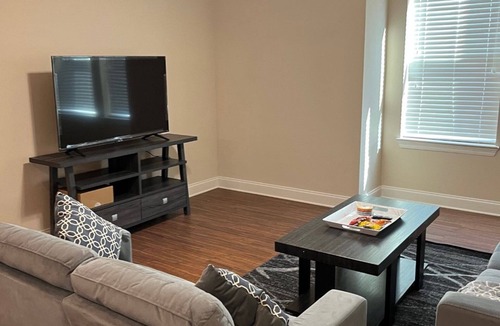 Elmwood Apartment | Luxury 1 Bedroom apartment in NOLA