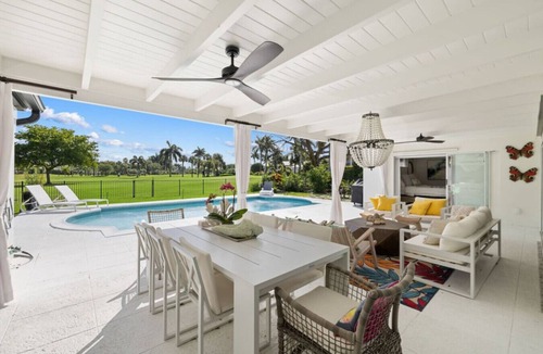 Moorings House | Luxury Beach House with Golf Course View