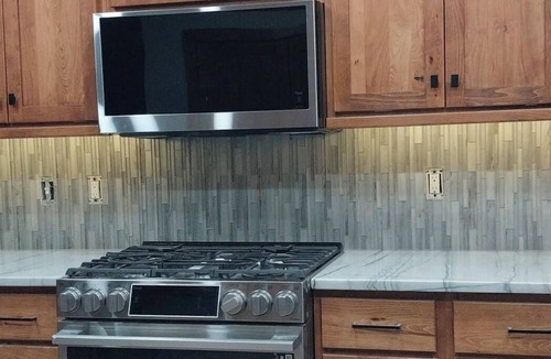 Sapphire House | Luxury Creekside Cottage, Hot Tub, Fire Pit, 4 Porches, Near Cashiers & Sapphire