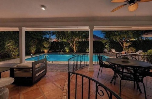 Park Shore House | Luxury exquisite rental property at Moorings in Naples Florida 30 day minimum