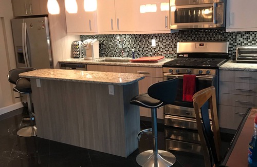 Turtle Bay Condo | *Luxury* Midtown Manhattan. 24hr Concierge.Walk to Subway/Dining.WiFi