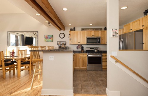 Saddle Ridge House | Luxury Moonlight Basin Townhome w/MT views, private hot tub, new bathrooms