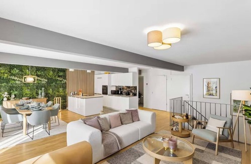 Hochschulen Apartment | LUXURY OLD TOWN PENTHOUSE W/ROOFTOP TERRACE & PARKING – NEXT TO LAKE ZURICH