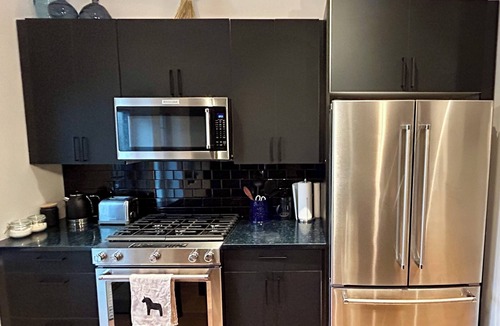 Jersey City House | Luxury stay ~20 min from Manhattan, Newark Airport, Metlife Stadium