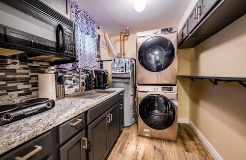 Elmont Apartment | Luxury Studio Suite. Walking distance to UBS Arena
