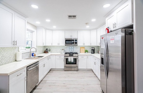 Bywater House | Maison De La Royal, Marigny, 7 blocks to the French Quarter, Free parking