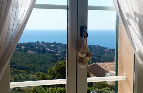 Les Issambres House | Mazet provençal with sea view, 3P air-conditioned, WiFi, terrace, garden, swimming pool