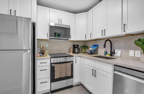 Liberty City House | Miami Cozy Home Next Wynwood & Design District