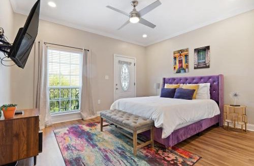 Tulane - Gravier House | Mid-City pool condo - 4BR near French Quarter