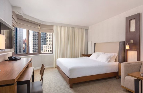 Midtown East Resort | Midtown NYC Studio at Wyndham Midtown 45 – Steps to Grand Central & Fifth Ave