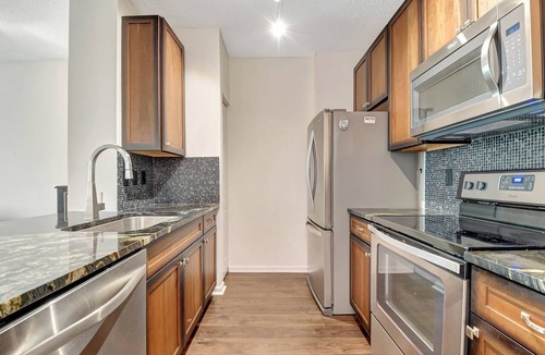 Downtown West Palm Beach Condo | Modern 1-Bedroom Condo w/Gym, Pool & Covered Parking in Downtown WPB