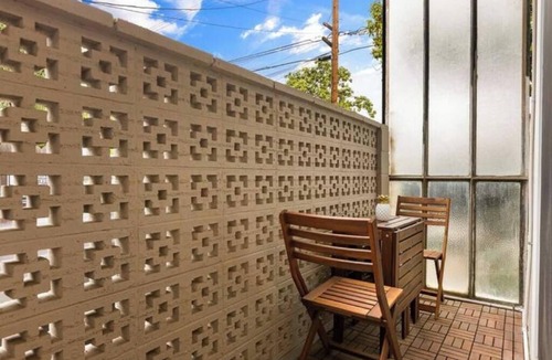 Mid Central Apartment | Modern 2 Bedroom Apt.
