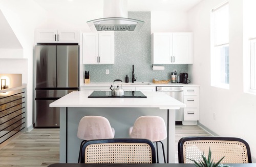 Charlotte House | Modern Private 3BR w/ensuites & Garage in Charlotte mins from Airport & Uptown